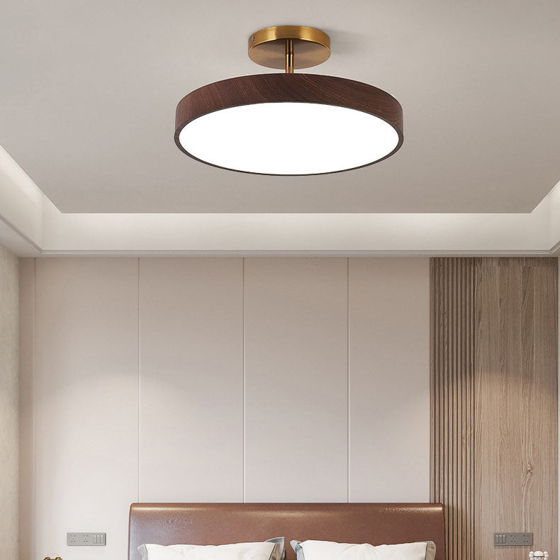 Wood Effect LED Ceiling Light Round Semi Flush Ceiling Lamp Japandi Wood Grain Finish with Brass Tone Fitting for Bedroom and Hallway