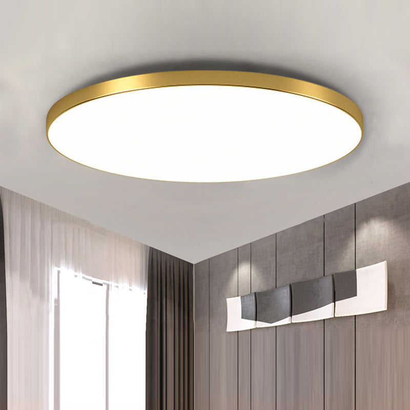 Minimalist Round LED Ceiling Light With Flush Mount Design