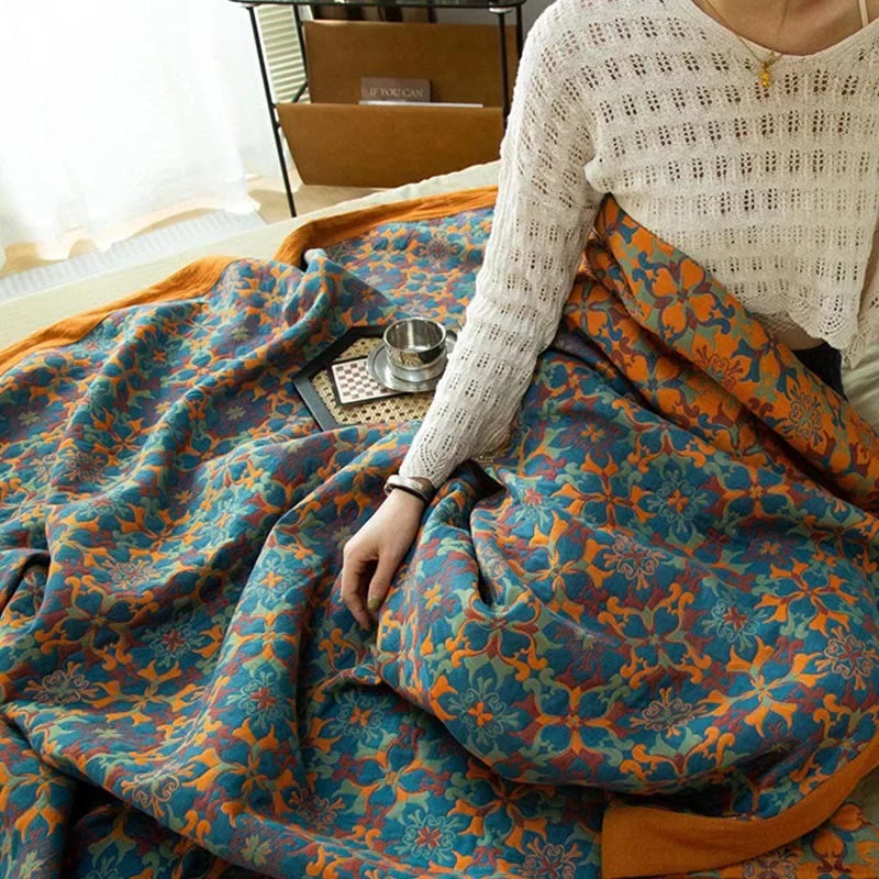 Six Layer Cotton Gauze Quilt Blue Patterned Muslin Bedspread Breathable Lightweight Blanket with Contrast Border for Bed and Sofa