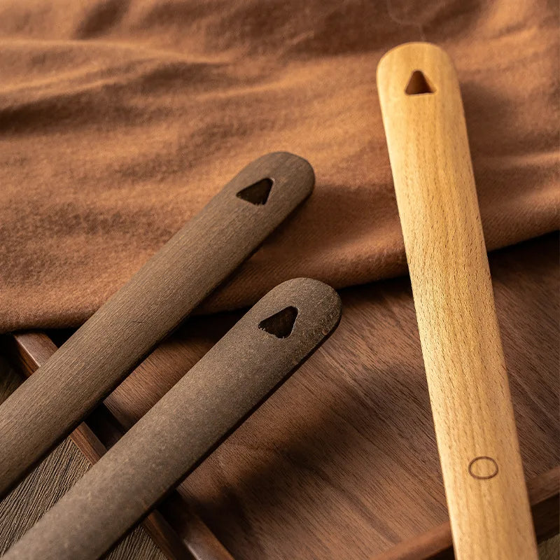 Long Handled Wooden Shoe Horn with Magnetic Wall Holder Extra Long Shoe Horn for Standing Use Hallway Shoe Aid for Boots | Trainers and Dress Shoes