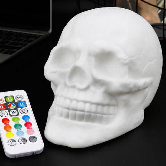 Skull Night Light LED Colour Changing Table Lamp Rechargeable Silicone Skull Lamp with Remote Control and Timer Gothic Halloween Decor for Bedroom