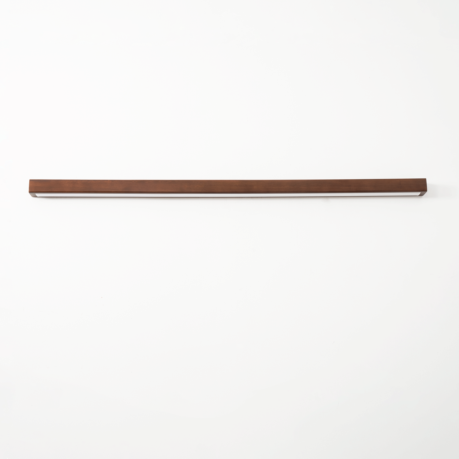 Minimalist Linear Wood Wall Light With Soft Downlight