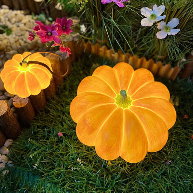 Pumpkin Floor Lamp Resin LED Outdoor Garden Light Waterproof Pumpkin Shaped Lantern Halloween and Autumn Decoration for Patio and Lawn