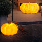 Pumpkin Floor Lamp Resin LED Outdoor Garden Light Waterproof Pumpkin Shaped Lantern Halloween and Autumn Decoration for Patio and Lawn