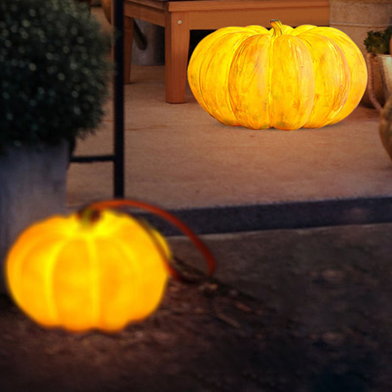Pumpkin Floor Lamp Resin LED Outdoor Garden Light Waterproof Pumpkin Shaped Lantern Halloween and Autumn Decoration for Patio and Lawn