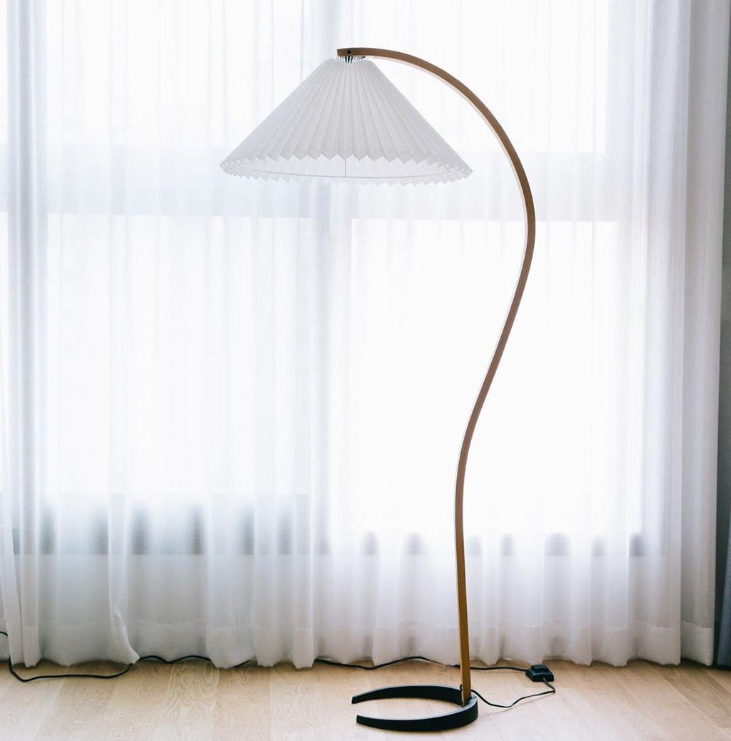 Curved Wooden Floor Lamp With Pleated Shade