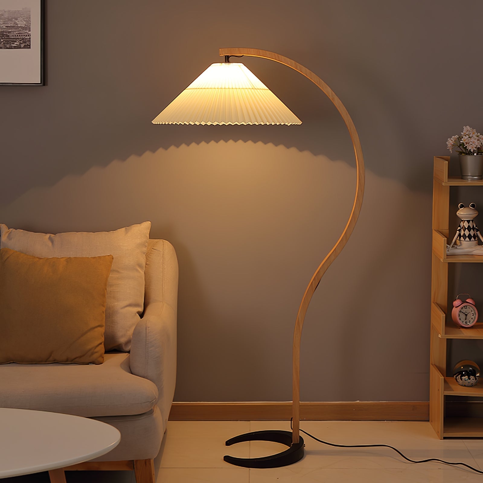 Curved Wooden Floor Lamp With Pleated Shade