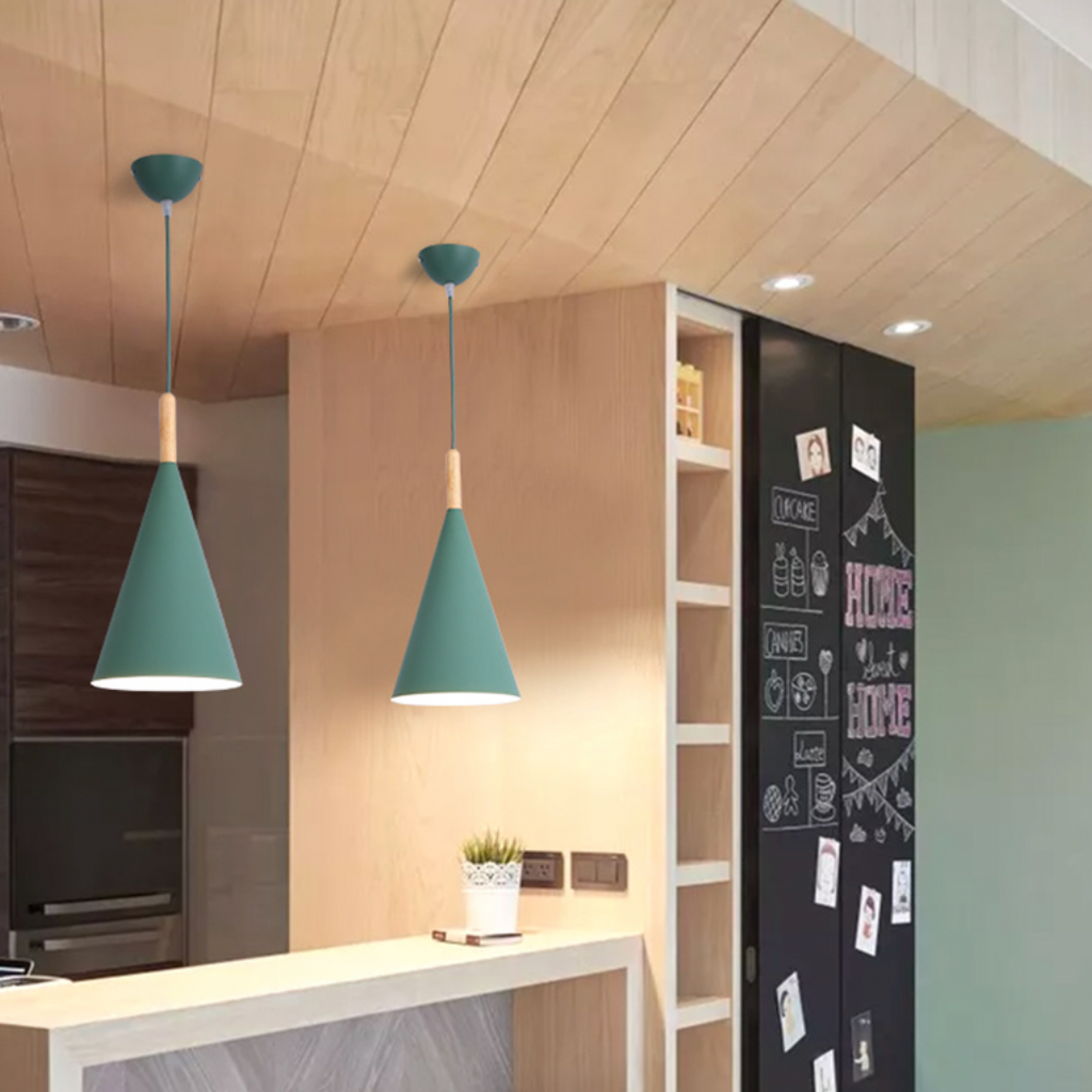 Cone Metal pendant lights With Wooden Stem For Bar