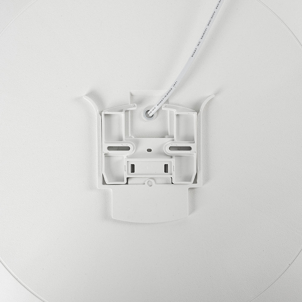 Minimalist Round LED Ceiling Light With Flush Mount Design