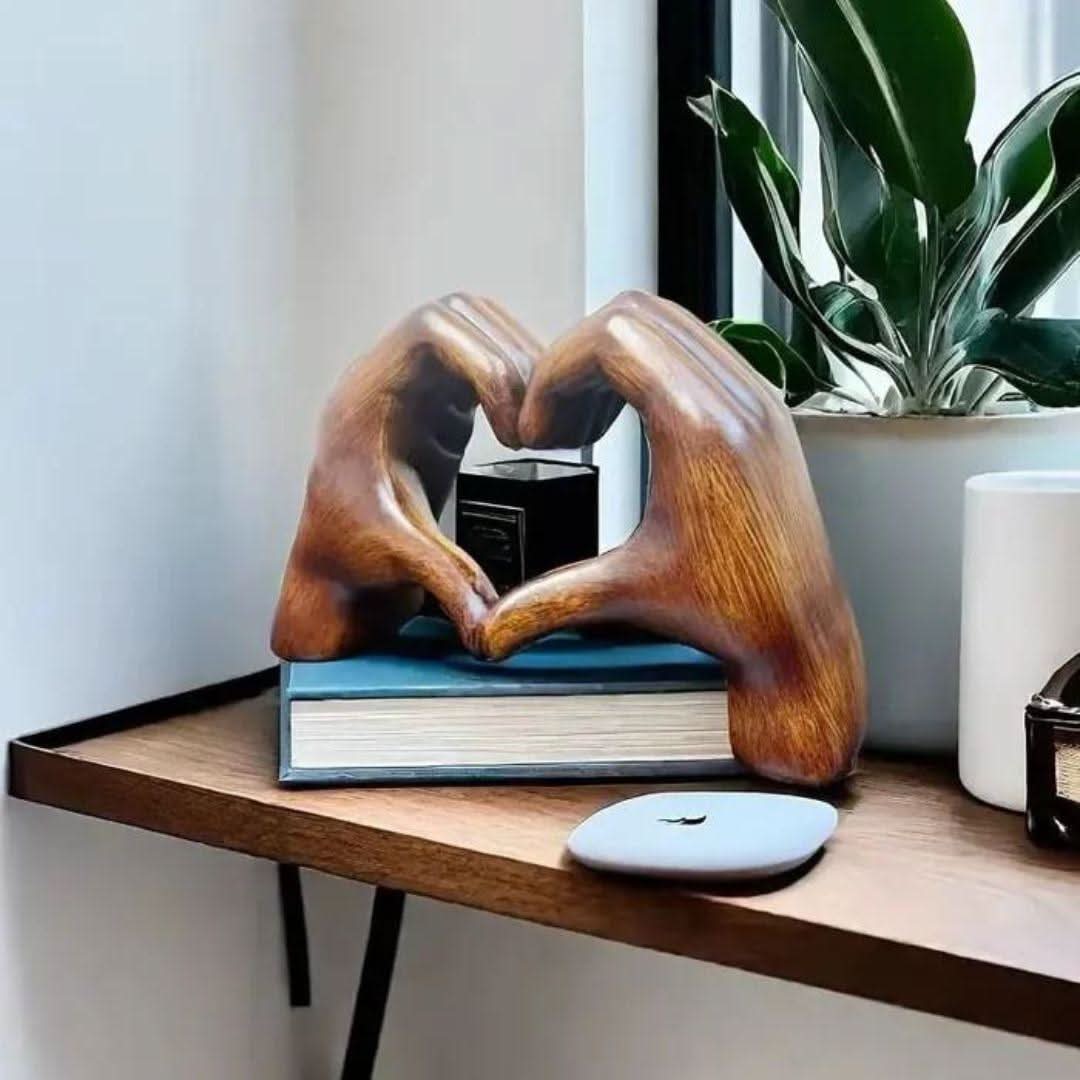 Heart Hands Sculpture Resin Decorative Figurine Modern Love Statue Ornament for Living Room, Bedroom and Shelf Decor