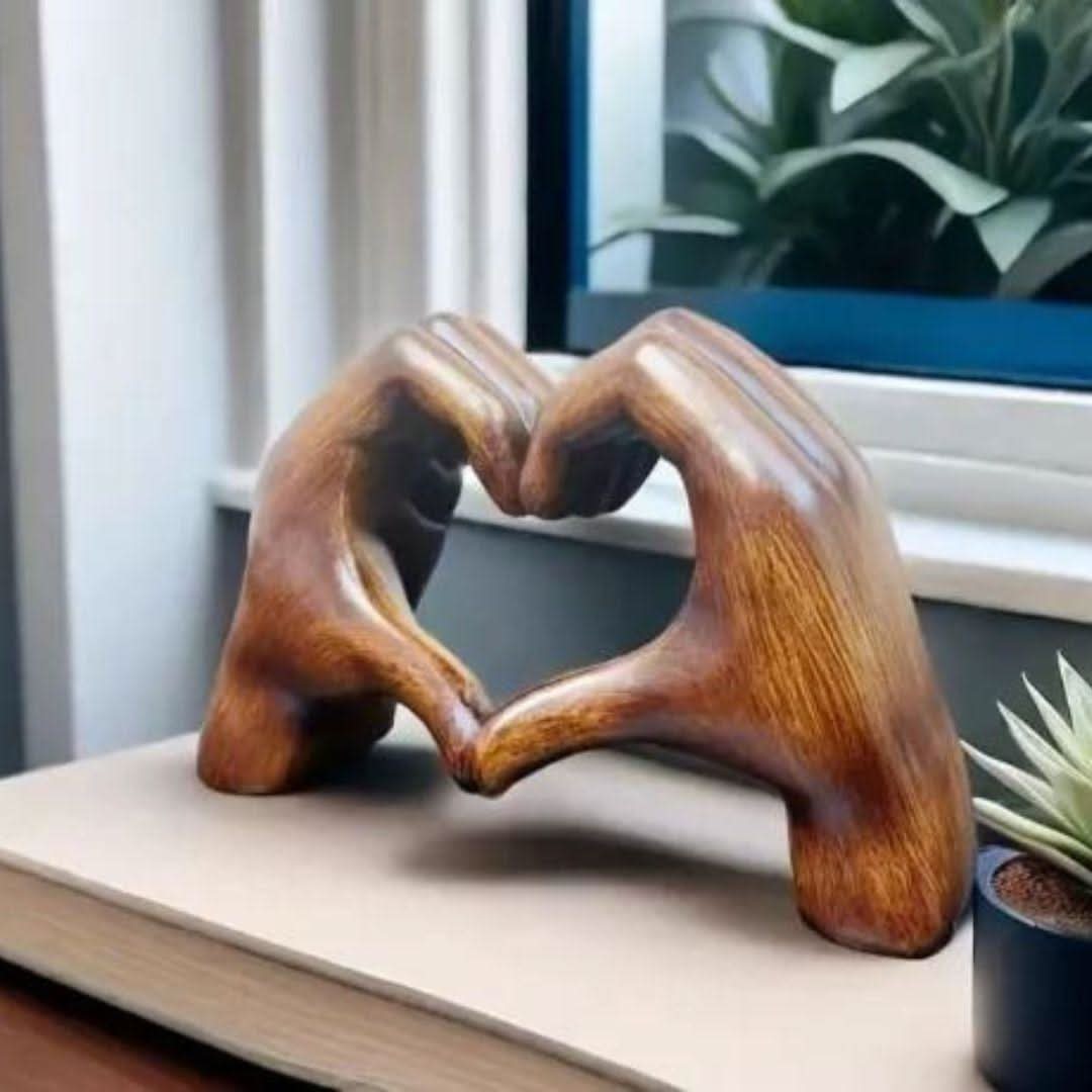 Heart Hands Sculpture Resin Decorative Figurine Modern Love Statue Ornament for Living Room, Bedroom and Shelf Decor