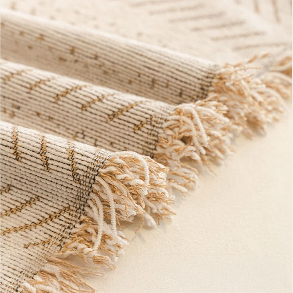 Chenille Sofa Cover Scratch Resistant Washable Sofa Throw with Herringbone Pattern and Fringe for Pet Owners and Families
