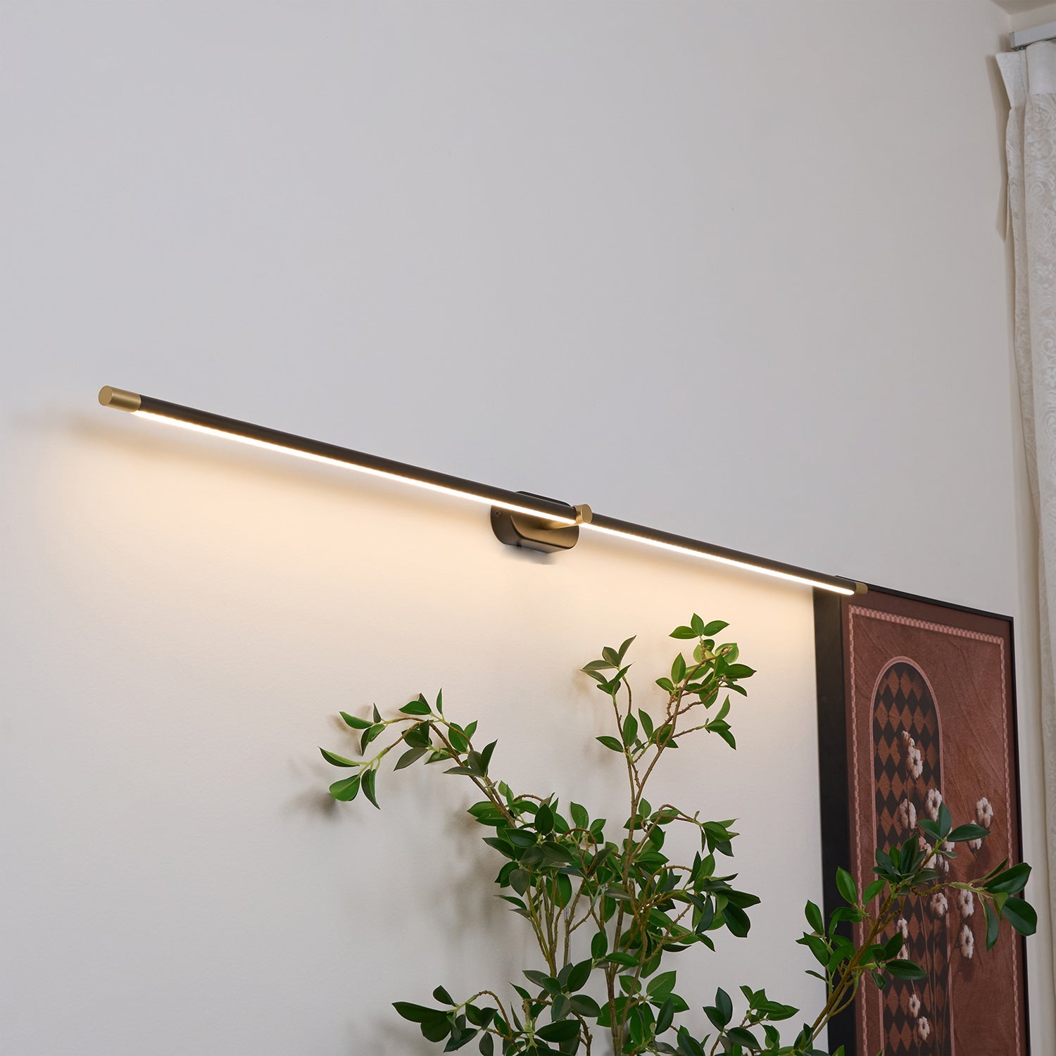 Minimalist Linear Adjustable Wall Light For Picture And Mirror