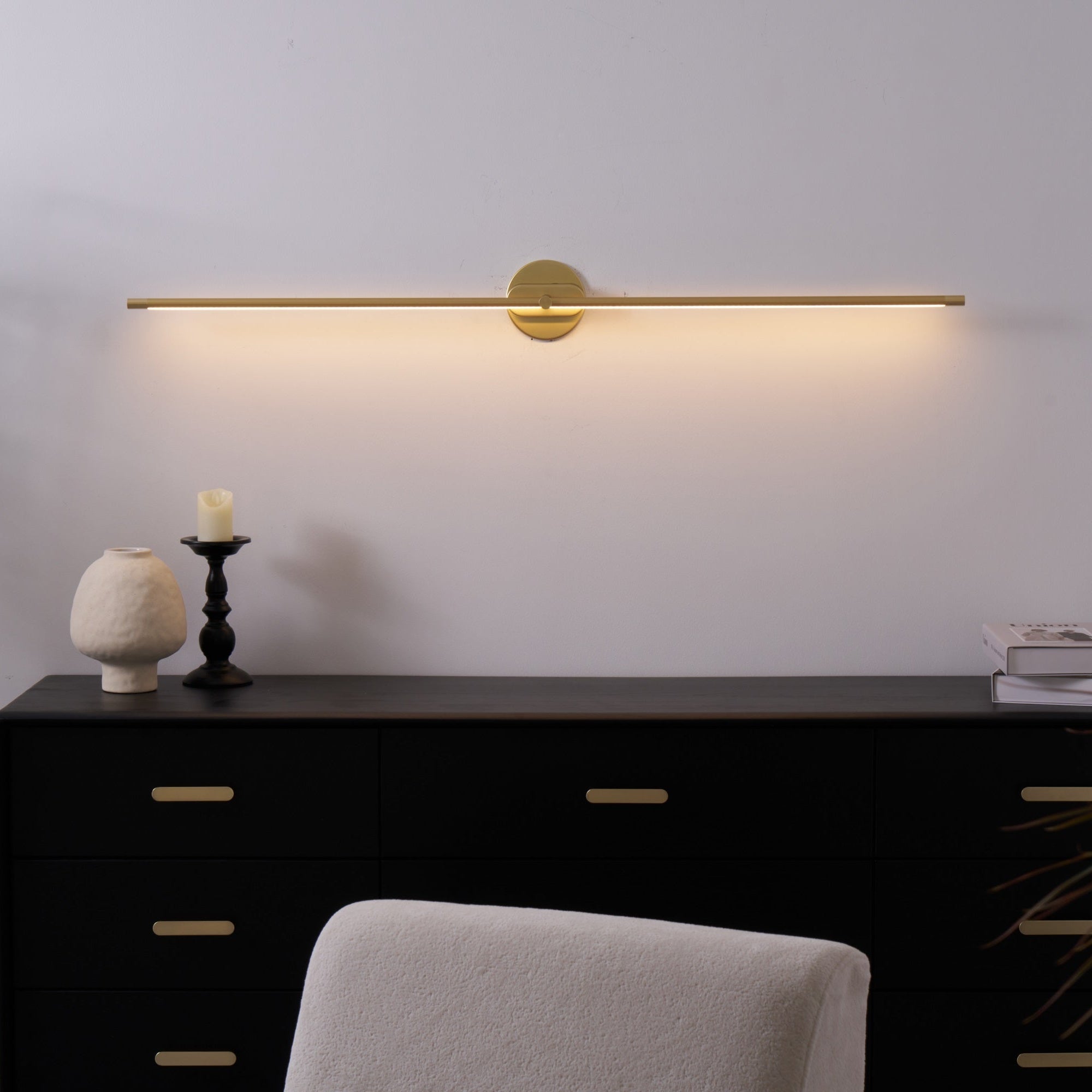 Minimalist Linear Adjustable Wall Light For Picture And Mirror