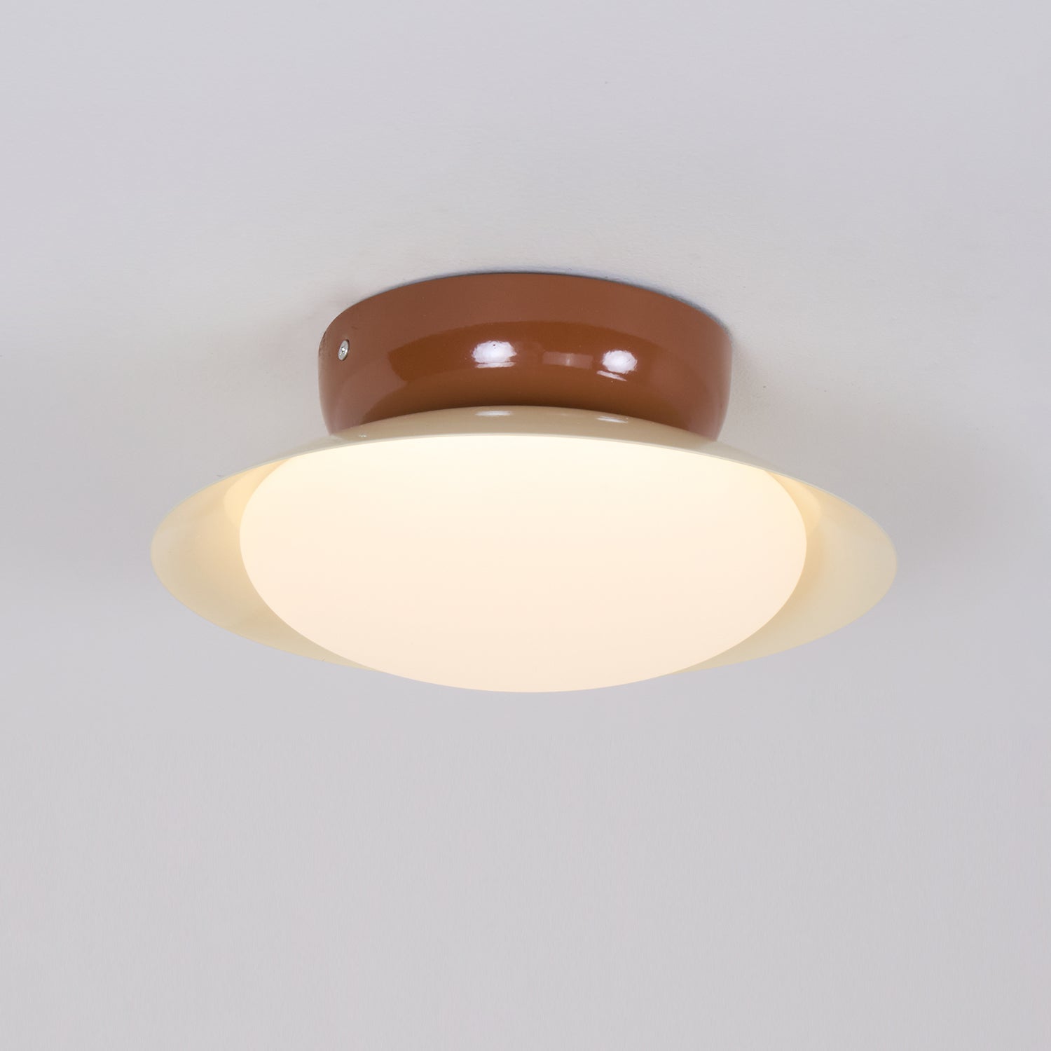 Modern Flush Mount Ceiling Light With Two-Tone Disc Shade