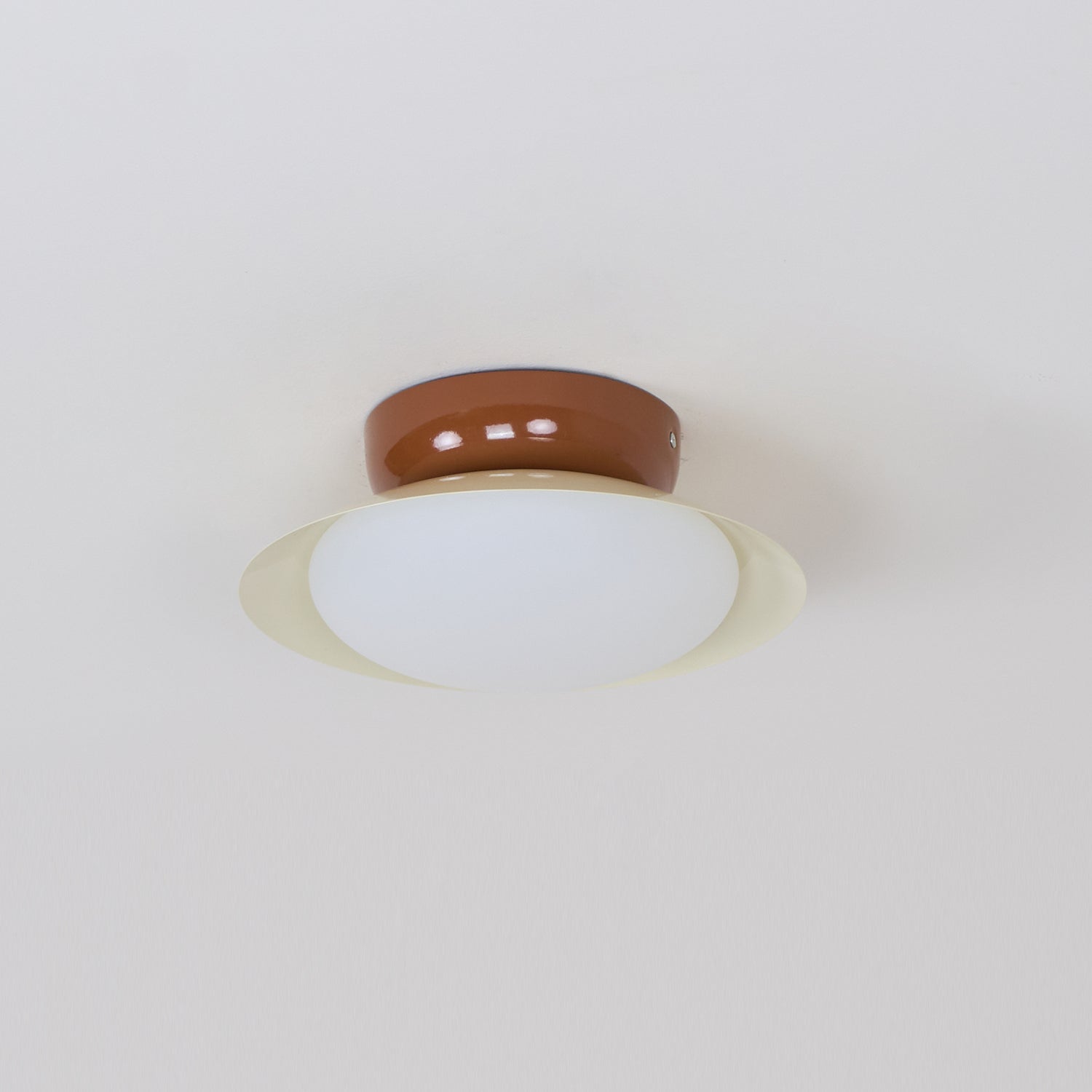 Modern Flush Mount Ceiling Light With Two-Tone Disc Shade