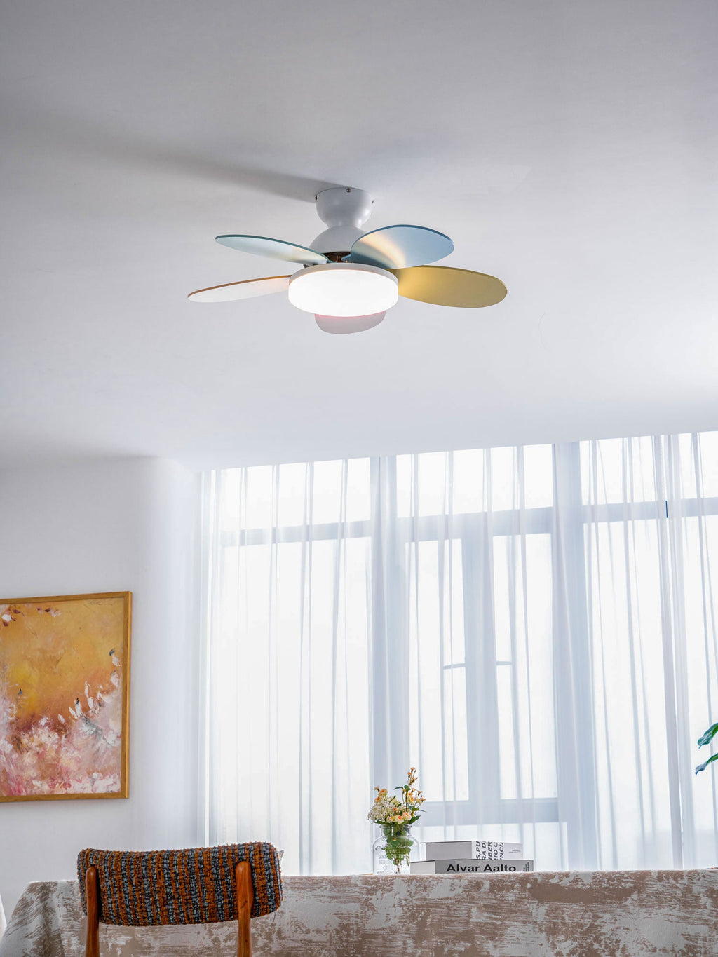 Petal Blade Ceiling Fan With Light Ceiling Light