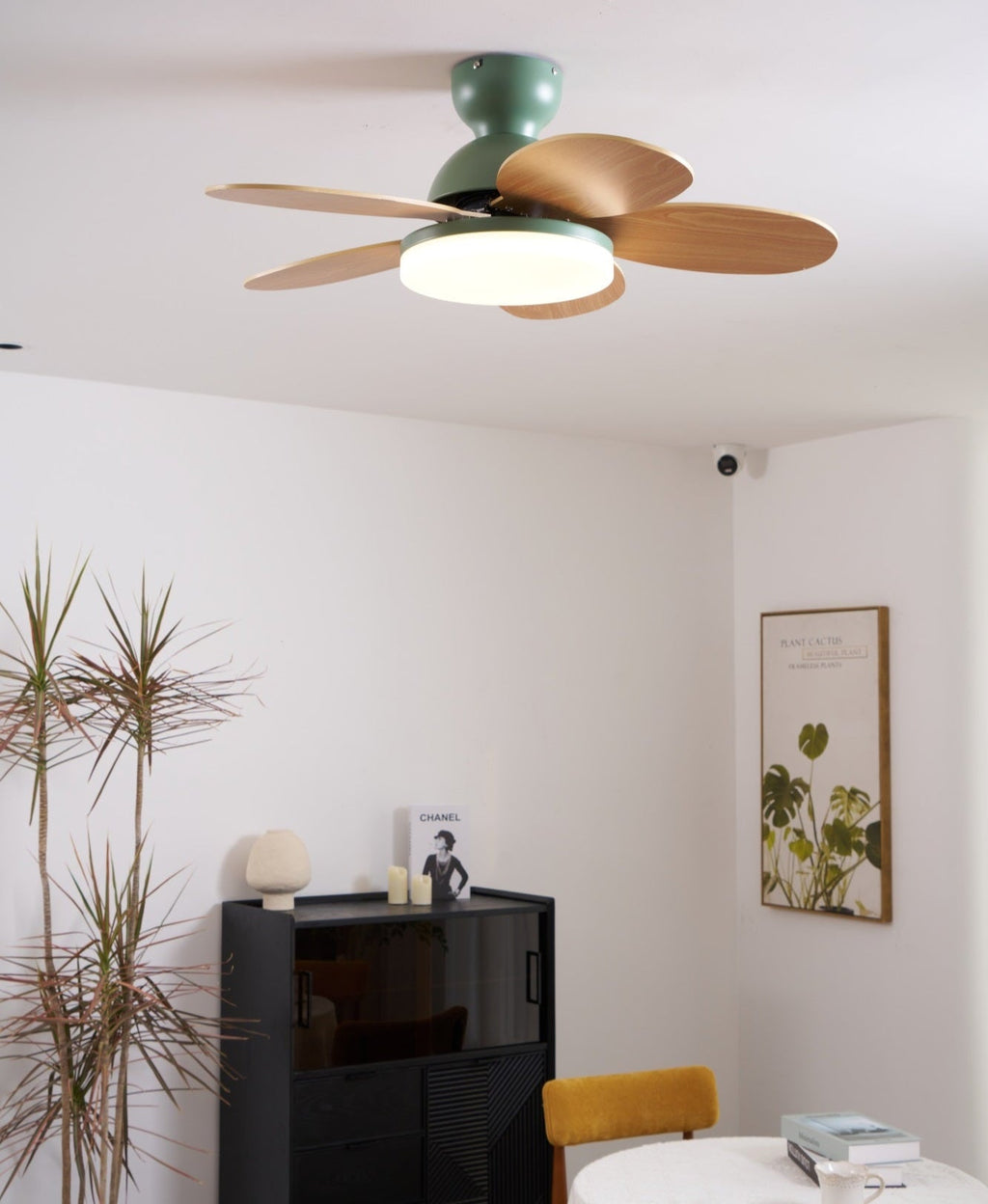 Petal Blade Ceiling Fan With Light Ceiling Light