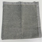 Non-Slip Sofa Cover Cotton Linen Quilted Sofa Throw Breathable Couch Protector with Latex Grip for All Seasons