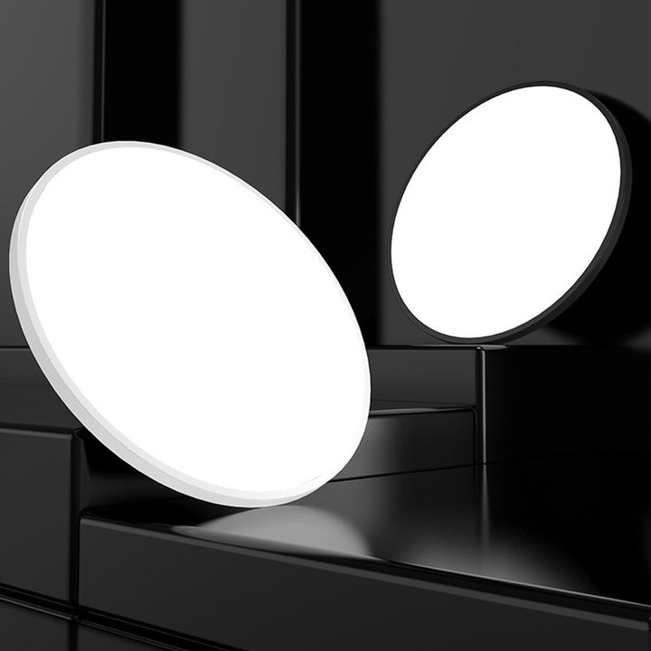 Minimalist Round LED Ceiling Light With Flush Mount Design
