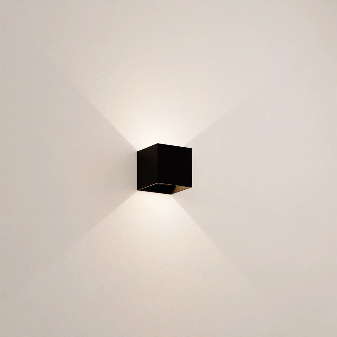 Up Down Cube Wall Light For Indoor Use