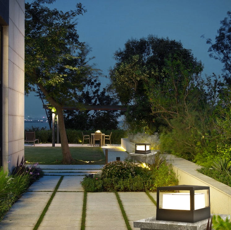 Industrial Waterproof Aluminium LED Lawn Landscape Light for Garden Pillars